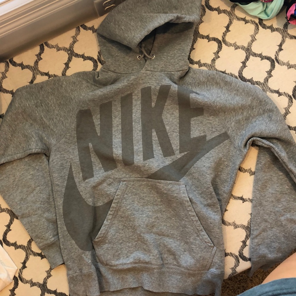 Nike Pullover Hoodie